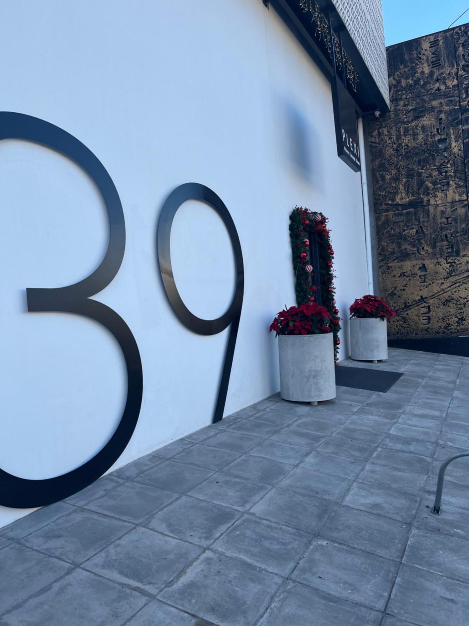 Plexi Space Atenas Exterior foto